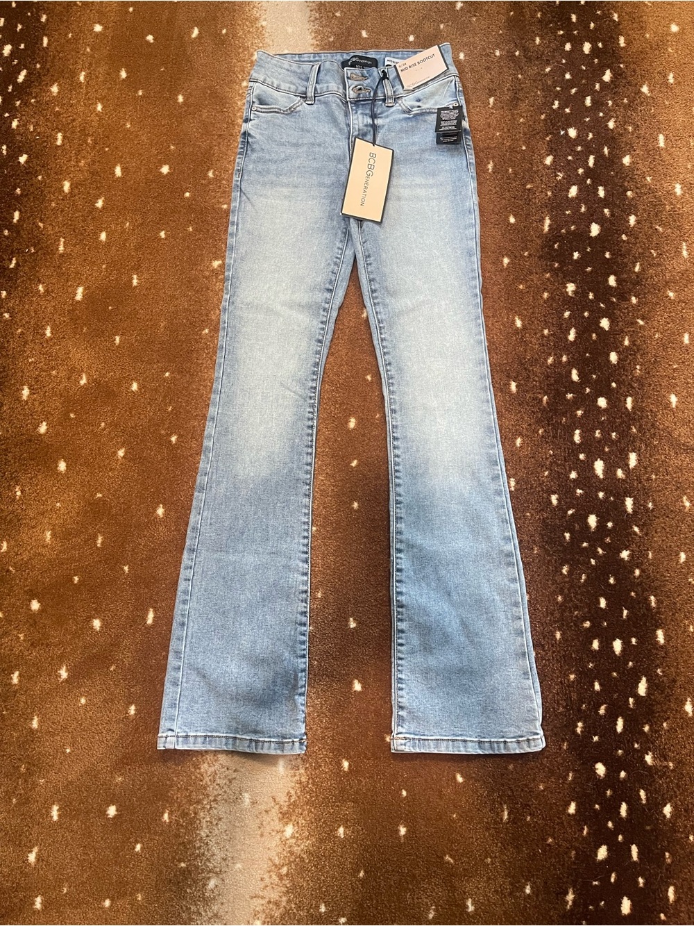 BCBG Mid Rise Bootcut Light Wash Women’s Flared Jeans Size 0/24
